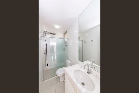 Apartamento à venda com 162m², 3 quartos e 4 vagas Apartamento à venda com 162m², 3 quartos e 4 vagasBanheiro Social 2