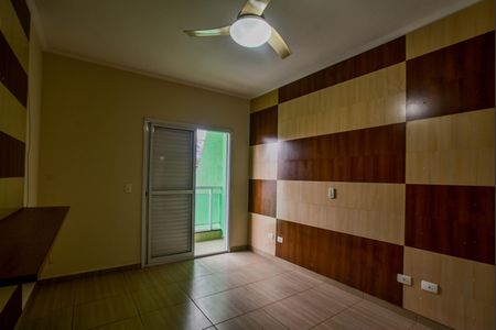 Casa à venda com 250m², 3 quartos e 3 vagas Casa à venda com 250m², 3 quartos e 3 vagasSuíte master