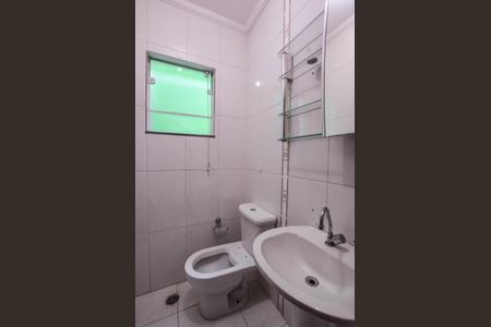 Casa à venda com 250m², 3 quartos e 3 vagas Casa à venda com 250m², 3 quartos e 3 vagasLavabo