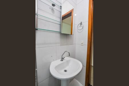 Casa à venda com 250m², 3 quartos e 3 vagas Casa à venda com 250m², 3 quartos e 3 vagasLavabo