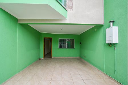 Casa à venda com 250m², 3 quartos e 3 vagas Casa à venda com 250m², 3 quartos e 3 vagasGaragem