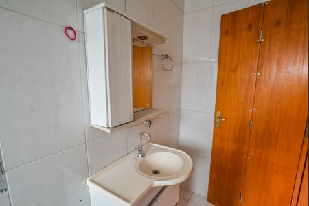 Casa à venda com 250m², 3 quartos e 3 vagas Casa à venda com 250m², 3 quartos e 3 vagasBanheiro da Suíte 2