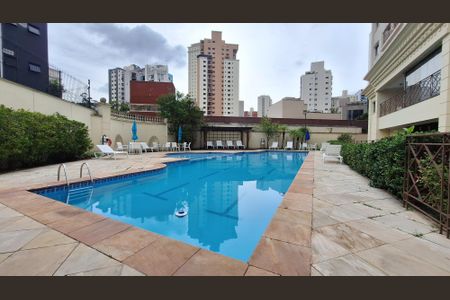 Apartamento para alugar com 55m², 1 quarto e 1 vagaÁrea comum - Piscina
