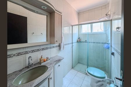 Casa à venda com 119m², 3 quartos e 4 vagasBanheiro 1