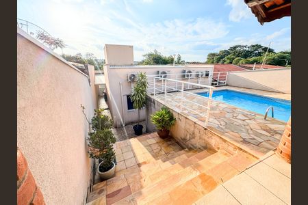 Casa à venda com 119m², 3 quartos e 4 vagasPiscina