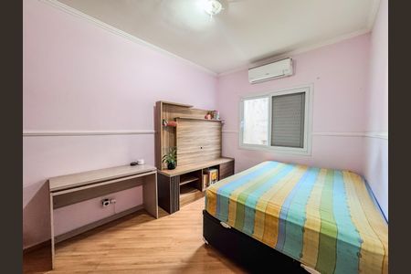 Casa à venda com 119m², 3 quartos e 4 vagasQuarto 2