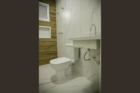 Apartamento à venda com 73m², 2 quartos e 1 vagaBanheiro da Suíte 1