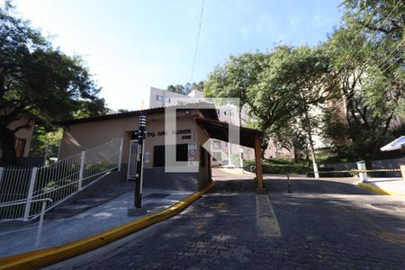 Apartamento à venda com 58m², 2 quartos e 1 vagaFachada e portaria