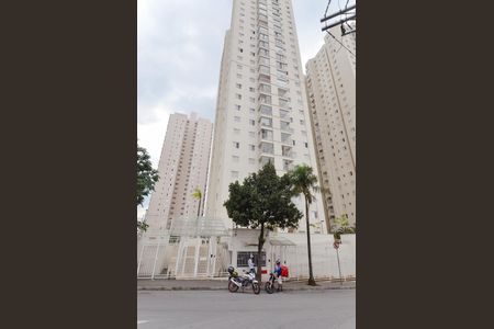 Apartamento à venda com 75m², 3 quartos e 2 vagas Apartamento à venda com 75m², 3 quartos e 2 vagasFachada