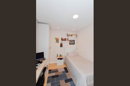 Apartamento à venda com 75m², 3 quartos e 2 vagas Apartamento à venda com 75m², 3 quartos e 2 vagasQuarto 2