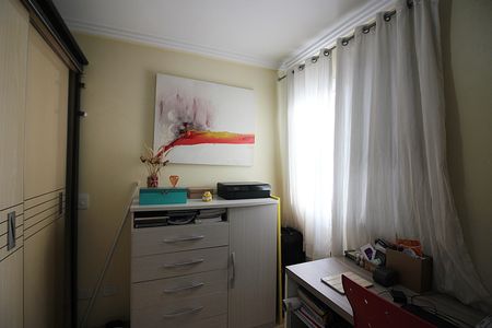 Apartamento à venda com 85m², 3 quartos e 2 vagasQuarto 2