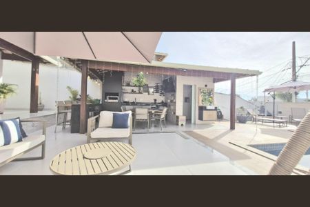 Casa à venda com 170m², 3 quartos e 4 vagas Casa à venda com 170m², 3 quartos e 4 vagasÁrea comum