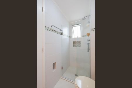 Apartamento à venda com 90m², 3 quartos e 2 vagas Apartamento à venda com 90m², 3 quartos e 2 vagasBanheiro da Suíte