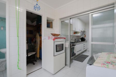 Apartamento à venda com 90m², 3 quartos e 2 vagas Apartamento à venda com 90m², 3 quartos e 2 vagasÁrea de Serviço