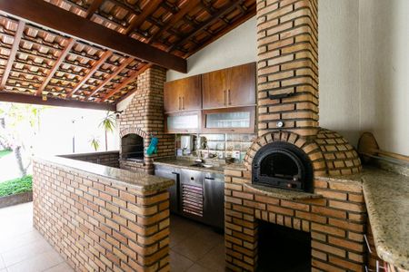 Apartamento à venda com 90m², 3 quartos e 2 vagas Apartamento à venda com 90m², 3 quartos e 2 vagasÁrea comum - Churrasqueira