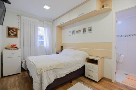 Apartamento à venda com 90m², 3 quartos e 2 vagas Apartamento à venda com 90m², 3 quartos e 2 vagasSuíte