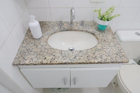 Apartamento à venda com 90m², 3 quartos e 2 vagas Apartamento à venda com 90m², 3 quartos e 2 vagasBanheiro