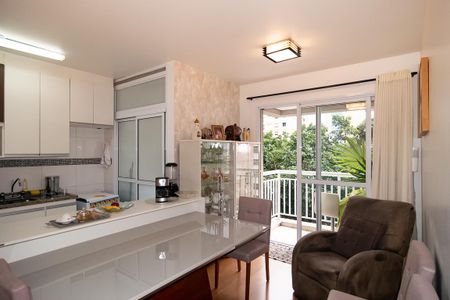 Apartamento à venda com 54m², 2 quartos e 1 vagaSala