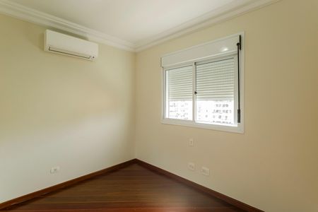Apartamento para alugar com 144m², 3 quartos e 4 vagasSuíte 1