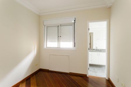 Apartamento para alugar com 144m², 3 quartos e 4 vagasSuíte 2