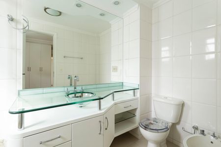 Apartamento para alugar com 144m², 3 quartos e 4 vagasBanheiro da Suíte 3