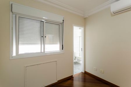 Apartamento para alugar com 144m², 3 quartos e 4 vagasSuíte 2