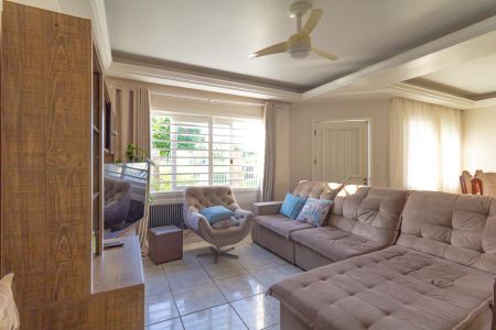 Casa à venda com 200m², 3 quartos e 3 vagas Casa à venda com 200m², 3 quartos e 3 vagasSala