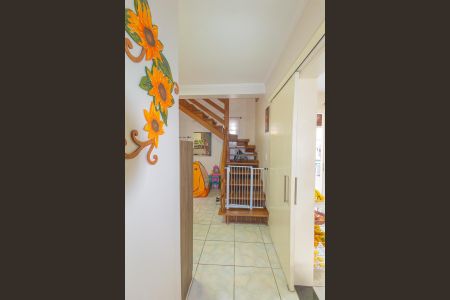 Casa à venda com 200m², 3 quartos e 3 vagas Casa à venda com 200m², 3 quartos e 3 vagasEscritório