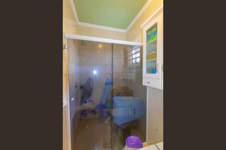 Casa à venda com 200m², 3 quartos e 3 vagas Casa à venda com 200m², 3 quartos e 3 vagasBanheiro Social