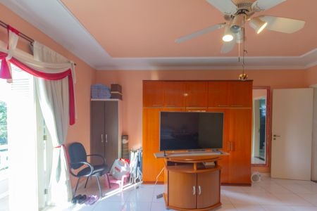 Casa à venda com 200m², 3 quartos e 3 vagas Casa à venda com 200m², 3 quartos e 3 vagasQuarto 3 - Suíte 2