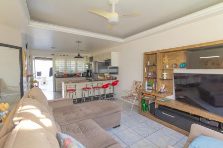 Casa à venda com 200m², 3 quartos e 3 vagas Casa à venda com 200m², 3 quartos e 3 vagasSala