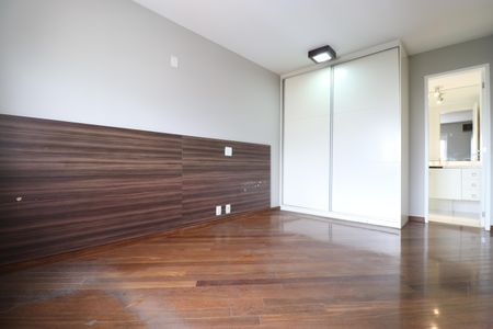 Apartamento à venda com 149m², 3 quartos e 2 vagasSuíte 3