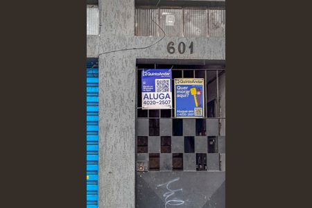 Studio para alugar com 40m², 1 quarto e sem vaga Studio para alugar com 40m², 1 quarto e sem vagaPlaca