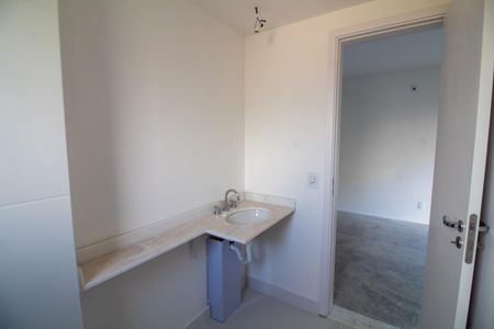 Apartamento à venda com 108m², 4 quartos e 2 vagasBanheiro da Suíte 1