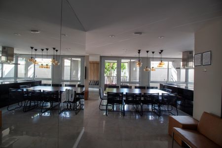 Apartamento à venda com 108m², 4 quartos e 2 vagasÁrea comum - Salão de Festas