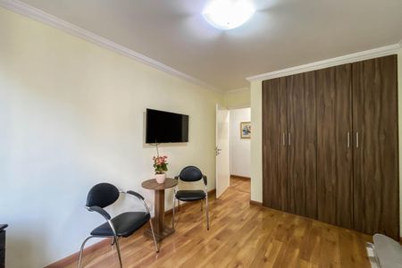 Apartamento à venda com 135m², 3 quartos e 1 vagaQuarto 01