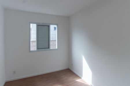 Apartamento à venda com 47m², 2 quartos e 1 vagaQuarto 2