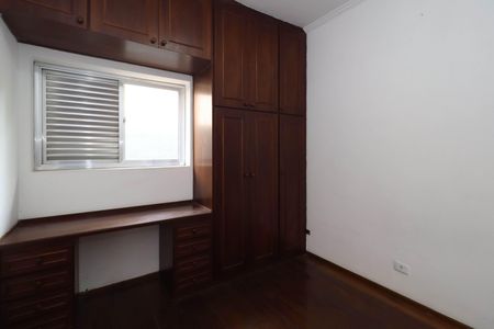 Casa à venda com 340m², 6 quartos e 2 vagasQuarto 3