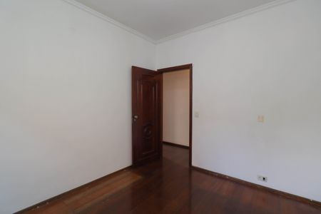 Casa à venda com 340m², 6 quartos e 2 vagasQuarto 2