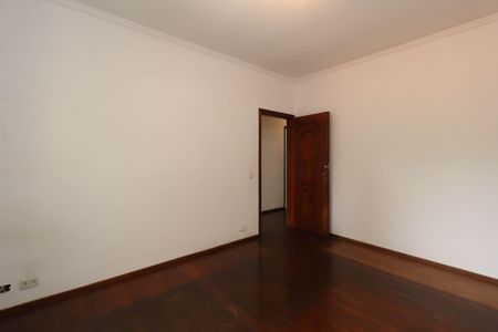 Casa à venda com 340m², 6 quartos e 2 vagasQuarto 1