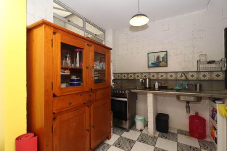 Casa à venda com 340m², 6 quartos e 2 vagasCozinha da casa 3