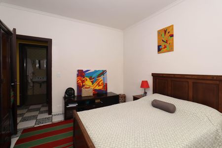 Casa à venda com 340m², 6 quartos e 2 vagasQuarto da casa 3