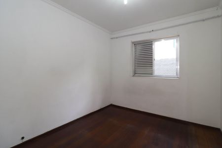 Casa à venda com 340m², 6 quartos e 2 vagasQuarto 2