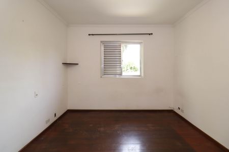 Casa à venda com 340m², 6 quartos e 2 vagasQuarto 1