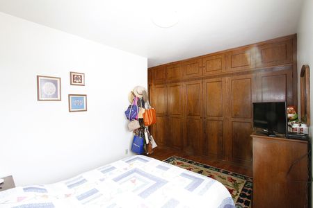 Apartamento à venda com 140m², 4 quartos e 2 vagasQuarto 3