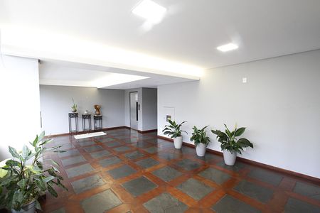 Apartamento à venda com 140m², 4 quartos e 2 vagasHall