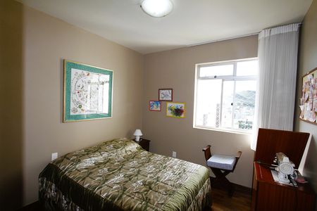 Apartamento à venda com 140m², 4 quartos e 2 vagasQuarto 4