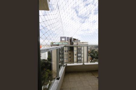 Apartamento à venda com 140m², 4 quartos e 2 vagasVaranda quarto 1