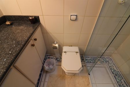 Casa à venda com 240m², 3 quartos e 2 vagasBanheiro Social