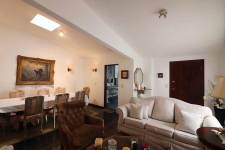 Sala de casa à venda com 3 quartos, 240m² em Conjunto Habitacional Trevo, São Bernardo do Campo